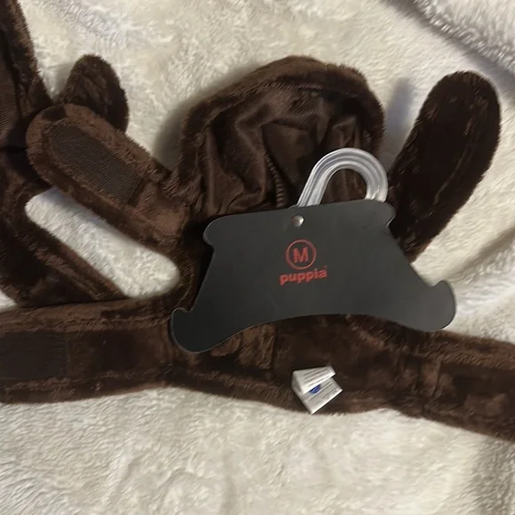 Soft plush lined harness with hood - Picture 3 of 9